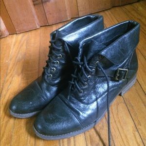 Steve Madden Stinnger Booties